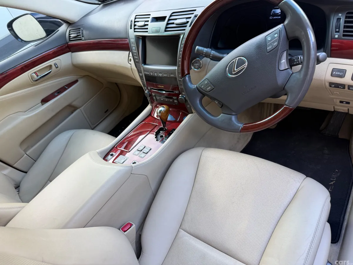 Lexus LS Saloon, Petrol Hybrid, 2008, Black