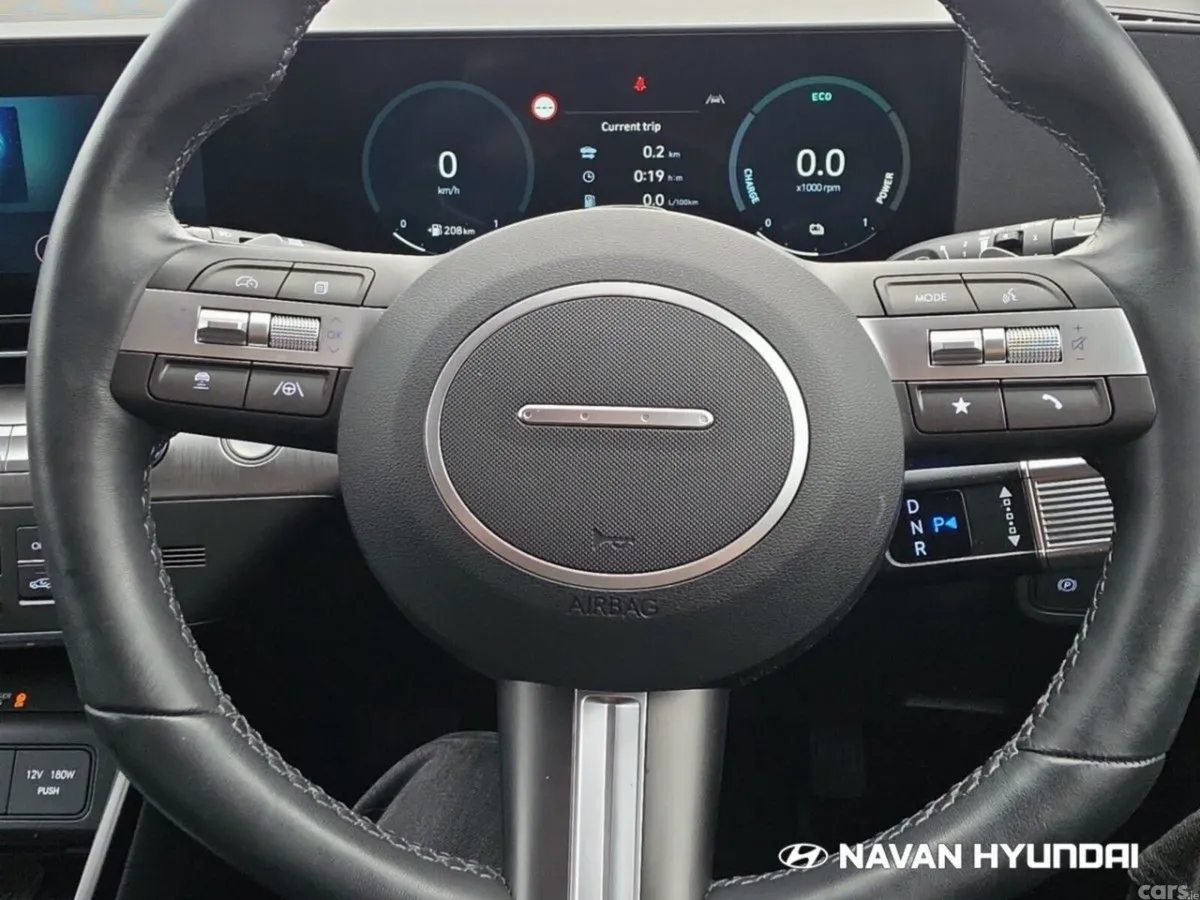 Hyundai KONA MPV, Petrol Hybrid, 2024, White
