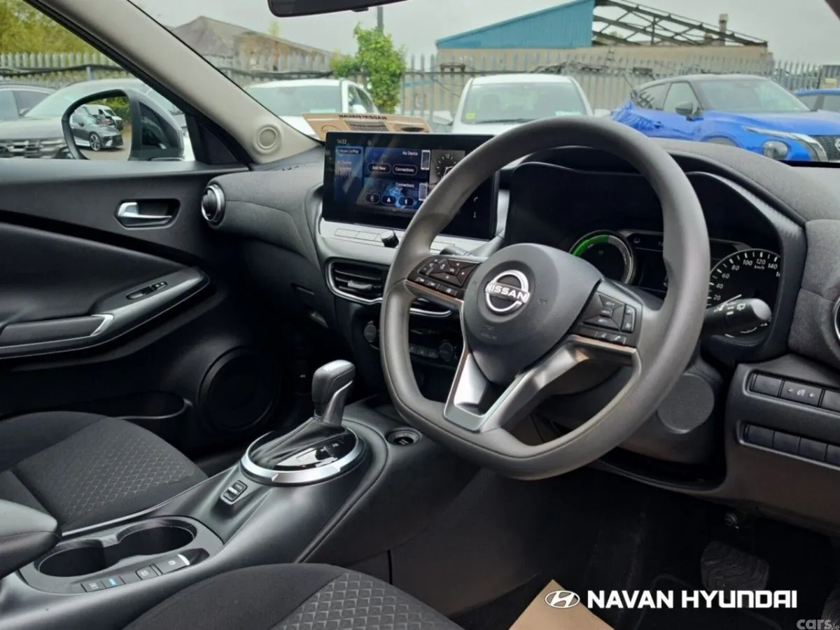 Nissan Juke SUV, Petrol Hybrid, 2026, White