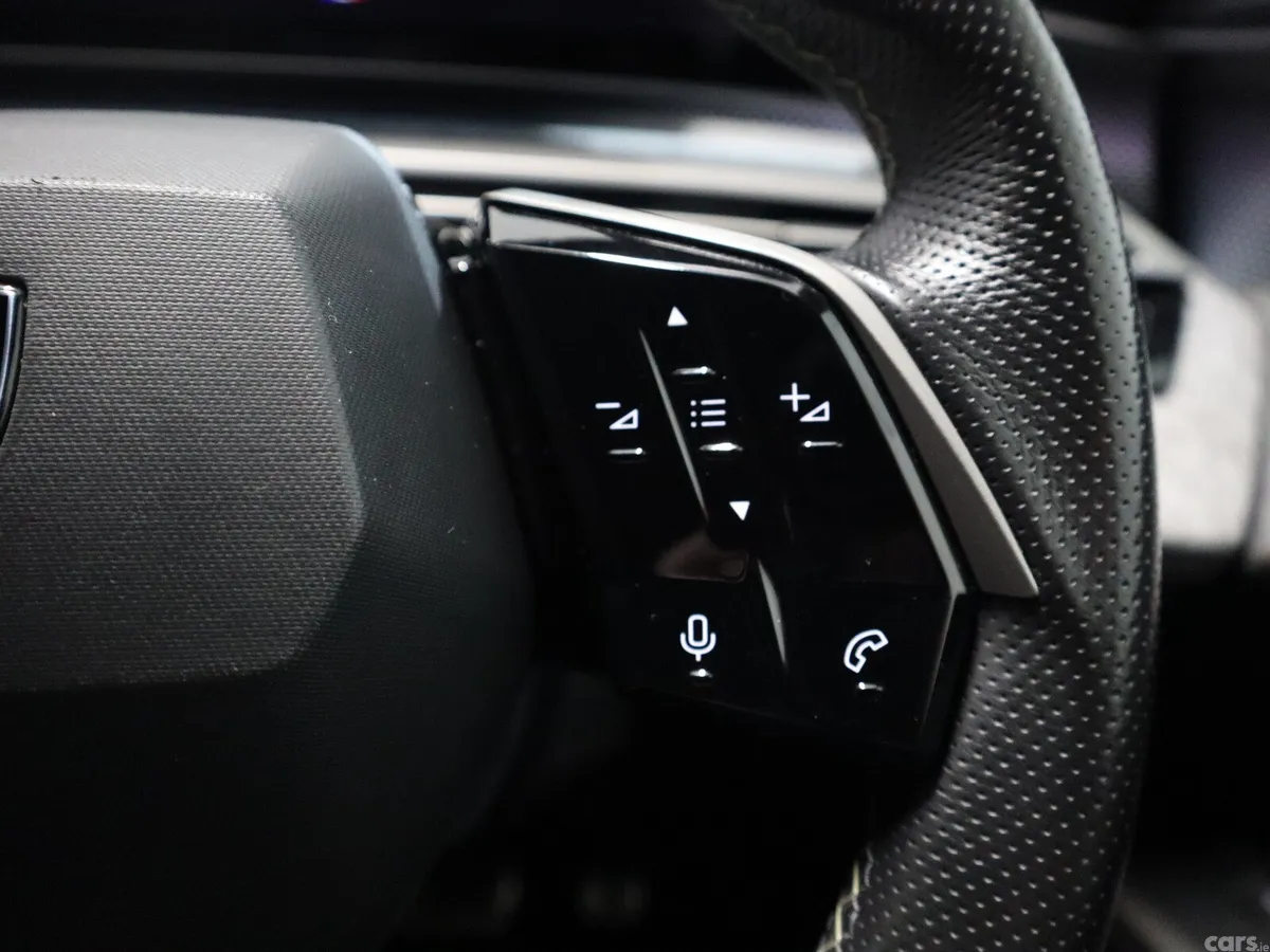 Peugeot 3008 MPV, Petrol Hybrid, 2025, Black