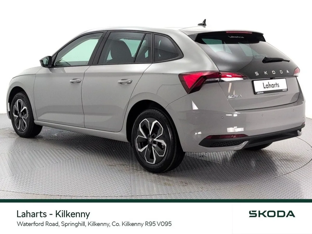 Skoda Scala Hatchback, Petrol, 2026, Grey