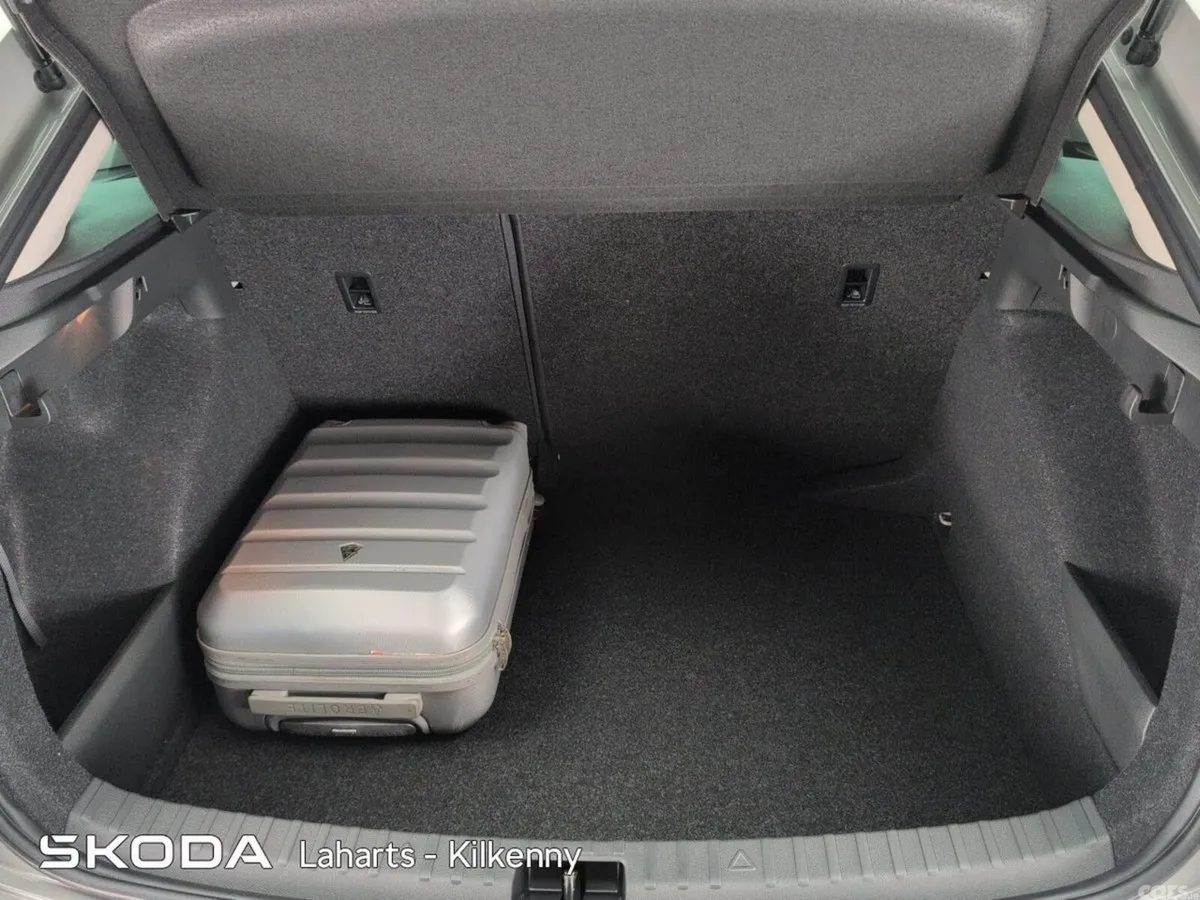 Skoda Scala Hatchback, Petrol, 2026, Grey