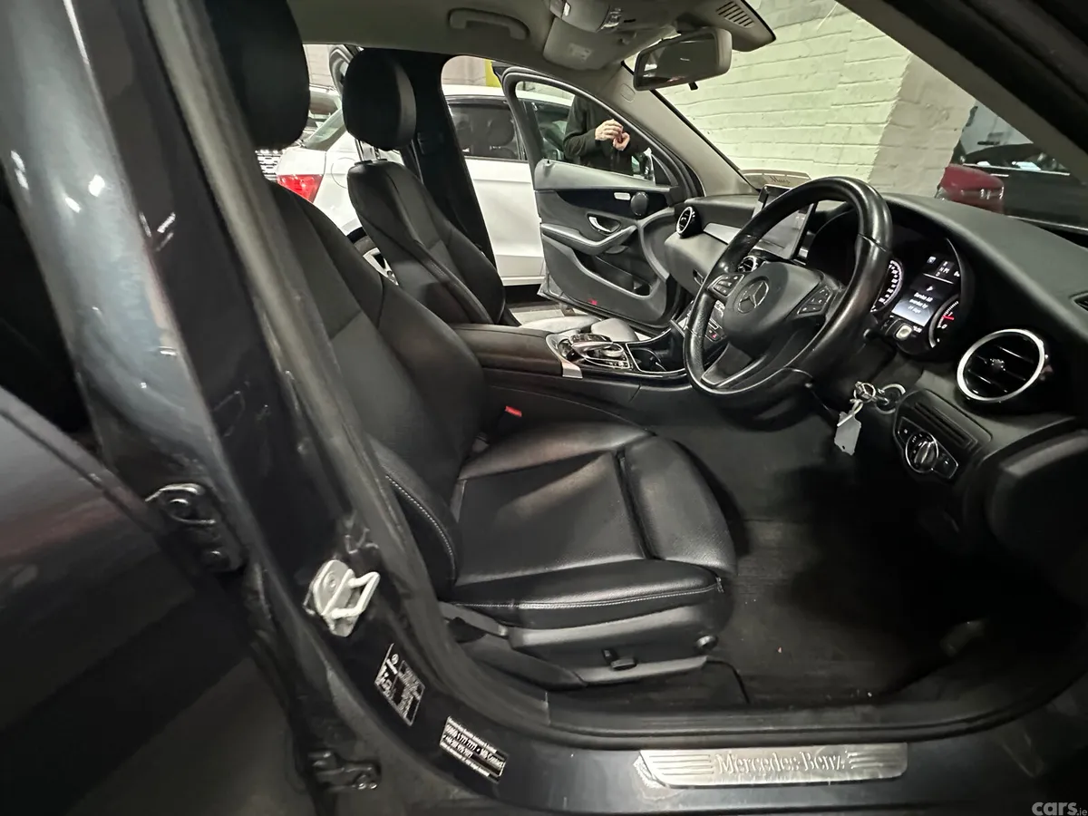 Mercedes-Benz C-Class Saloon, Petrol, 2016, Grey