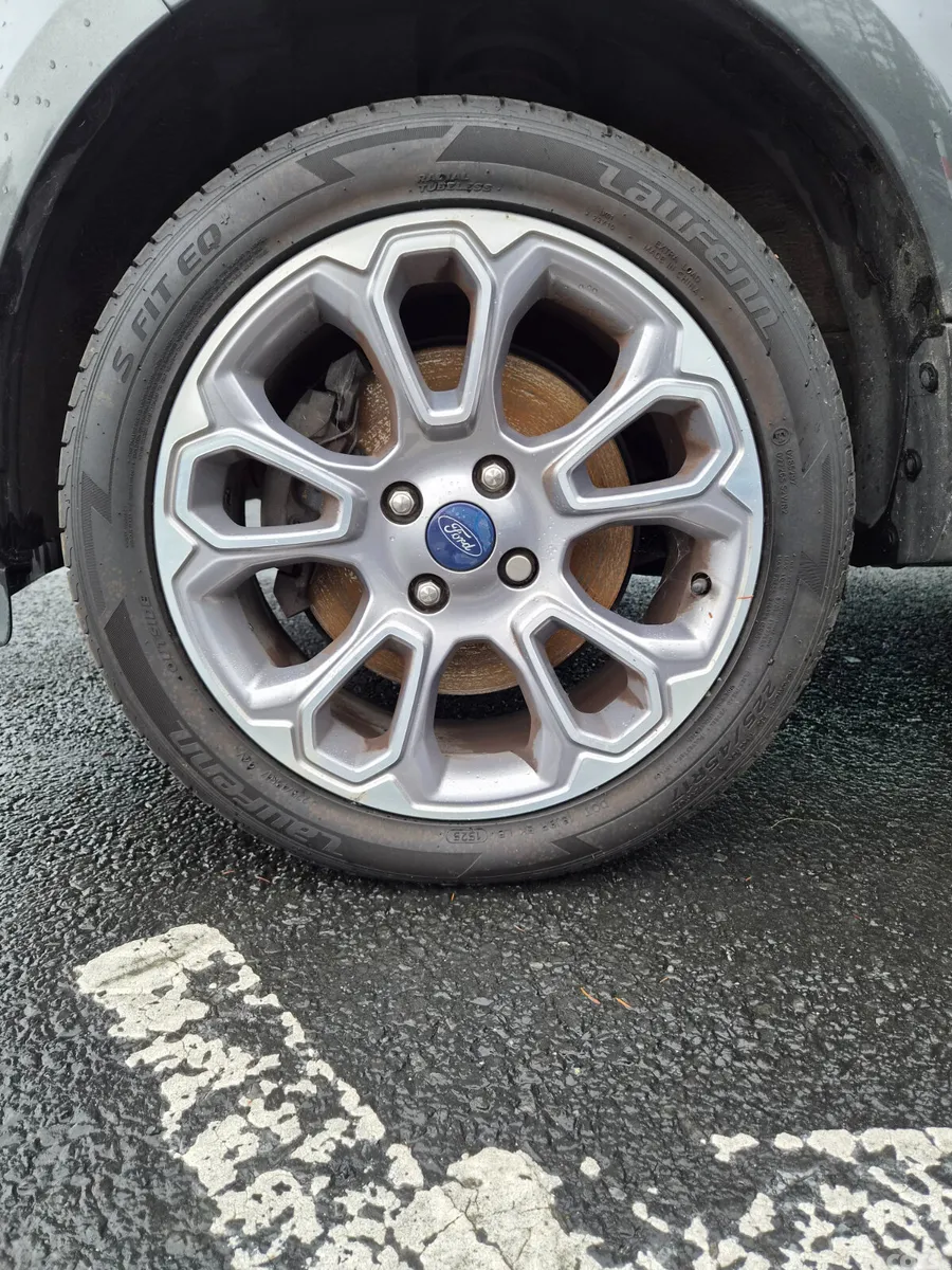 Ford EcoSport SUV, Petrol, 2018, Grey