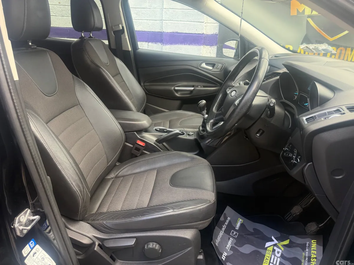 Ford Kuga SUV, Diesel, 2016, Black