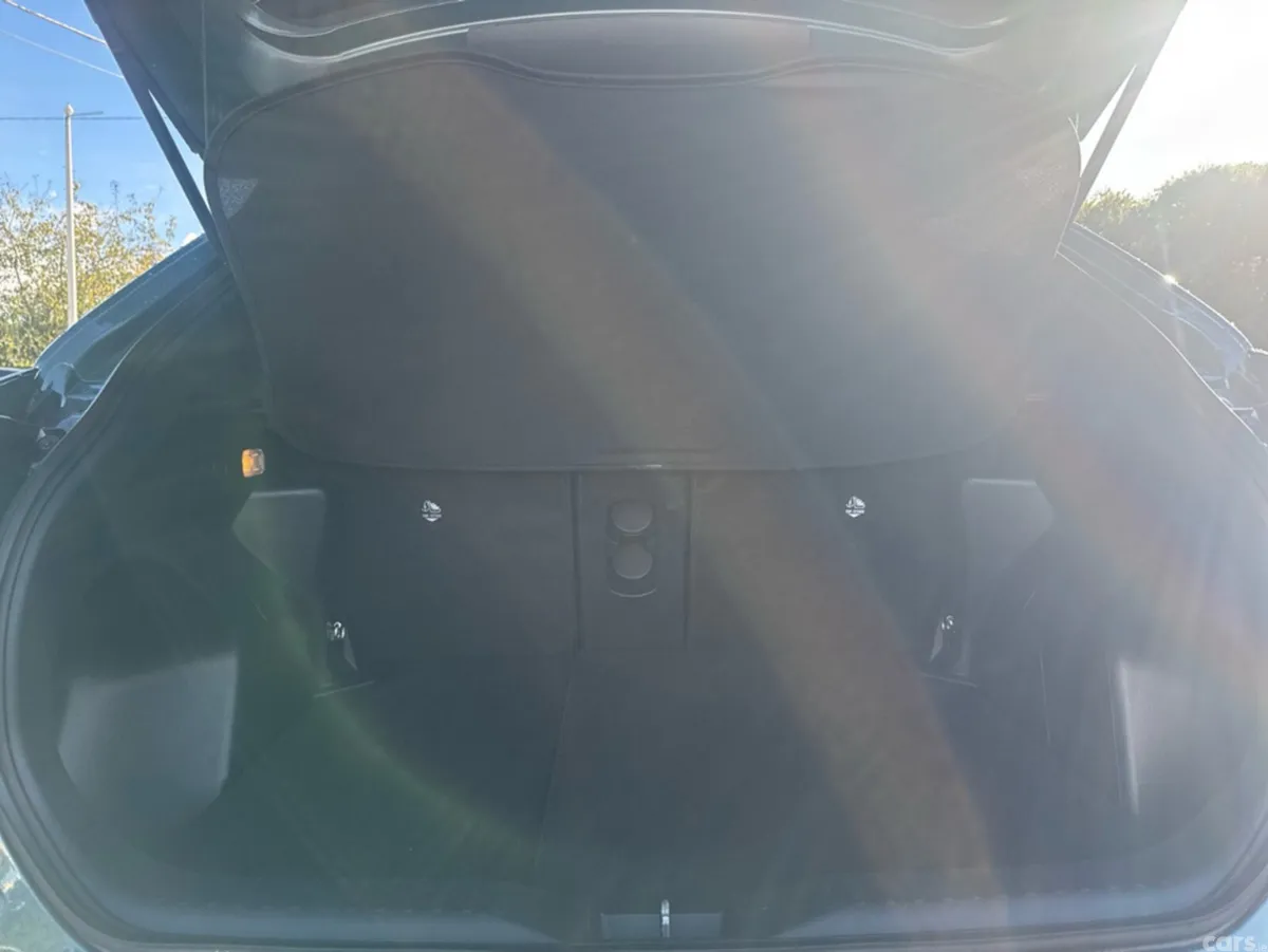 Toyota Yaris Cross SUV, Petrol Hybrid, 2026, Green