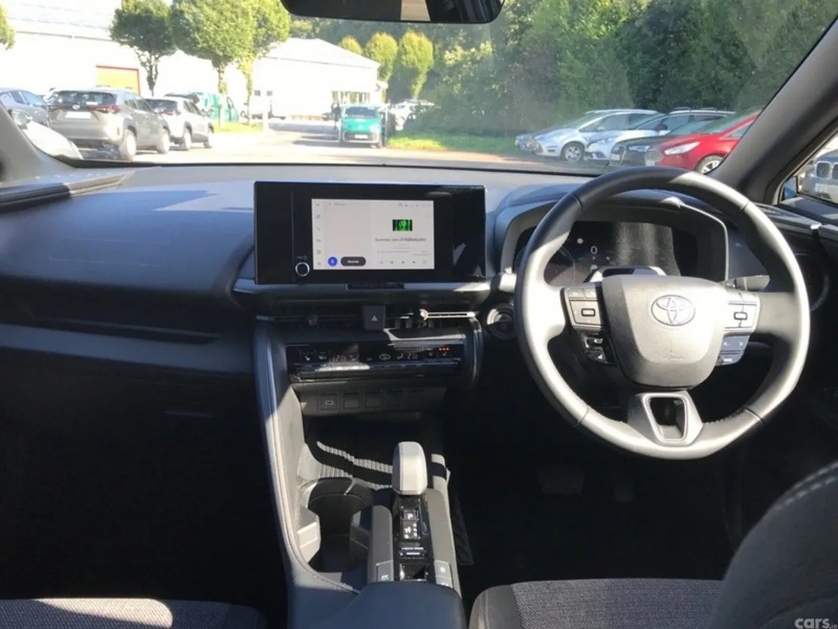 Toyota C-HR SUV, Petrol Hybrid, 2026, Blue