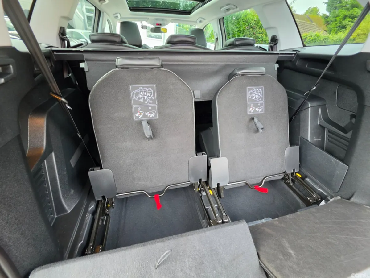 Peugeot 5008 MPV, Diesel, 2020, White