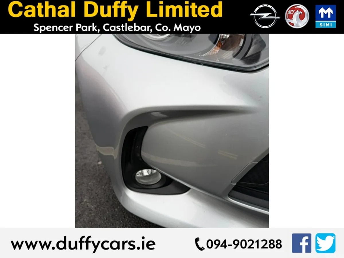 Toyota Yaris Hatchback, Petrol Hybrid, 2025, Grey