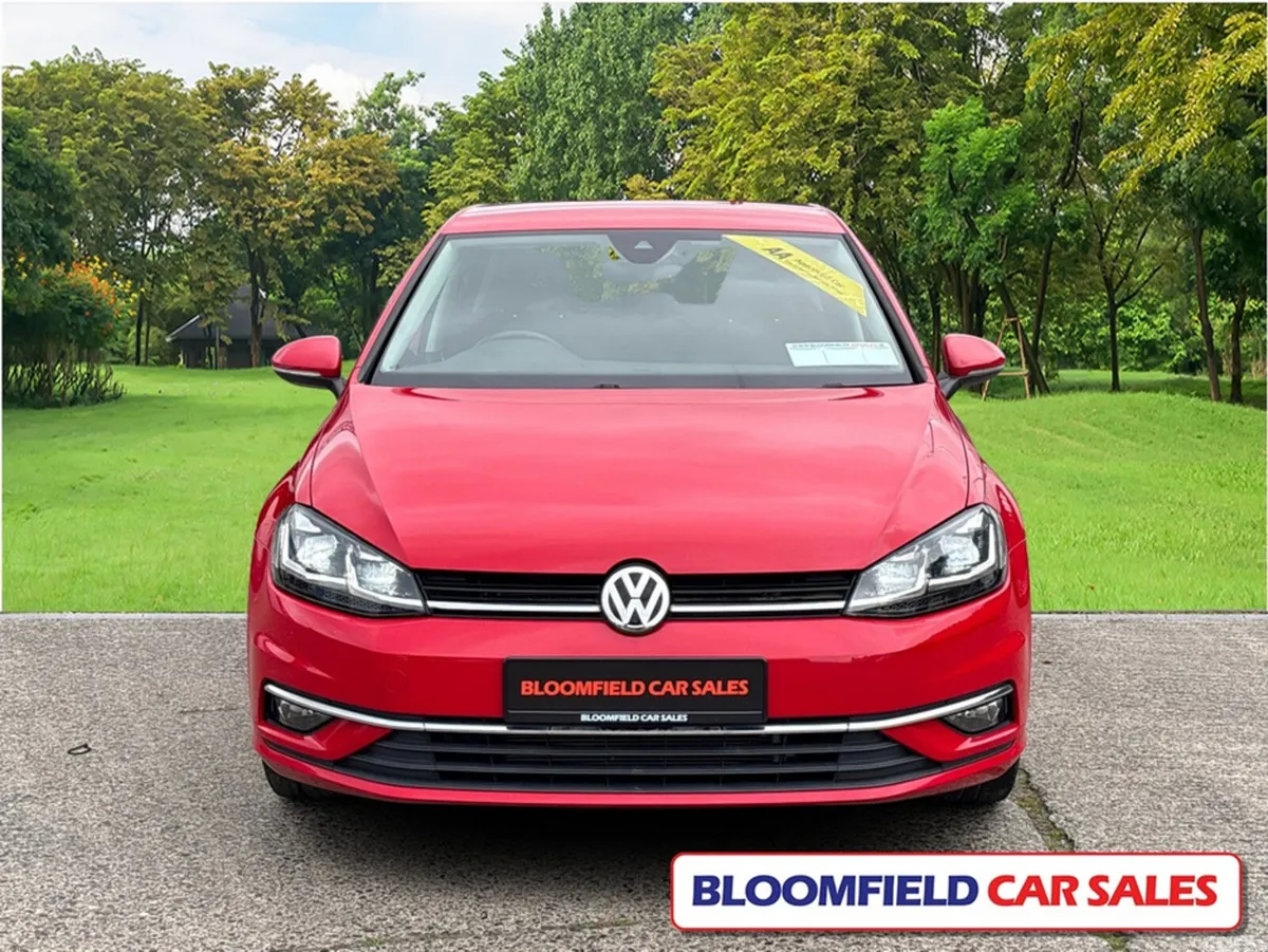 Volkswagen Golf Hatchback, Petrol, 2019, Red