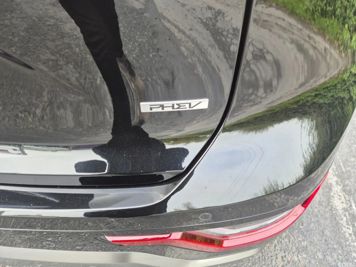 Kia Niro MPV, Petrol Plug-in Hybrid, 2023, Black