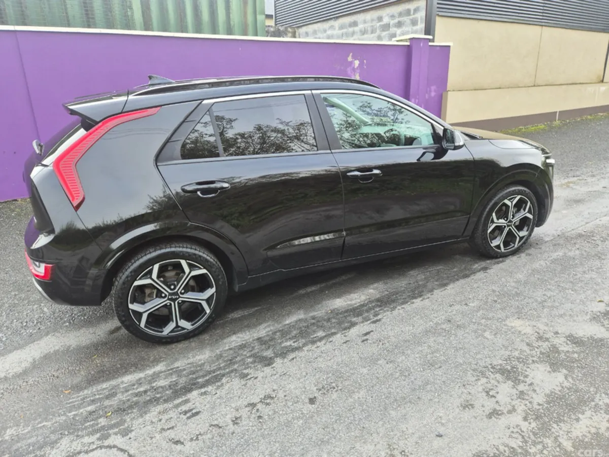 Kia Niro MPV, Petrol Plug-in Hybrid, 2023, Black