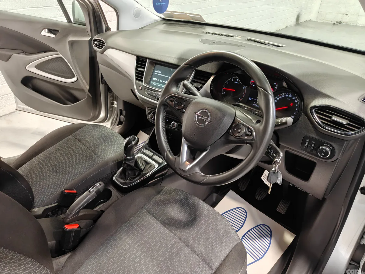 Opel Crossland X SUV, Petrol, 2018, Grey