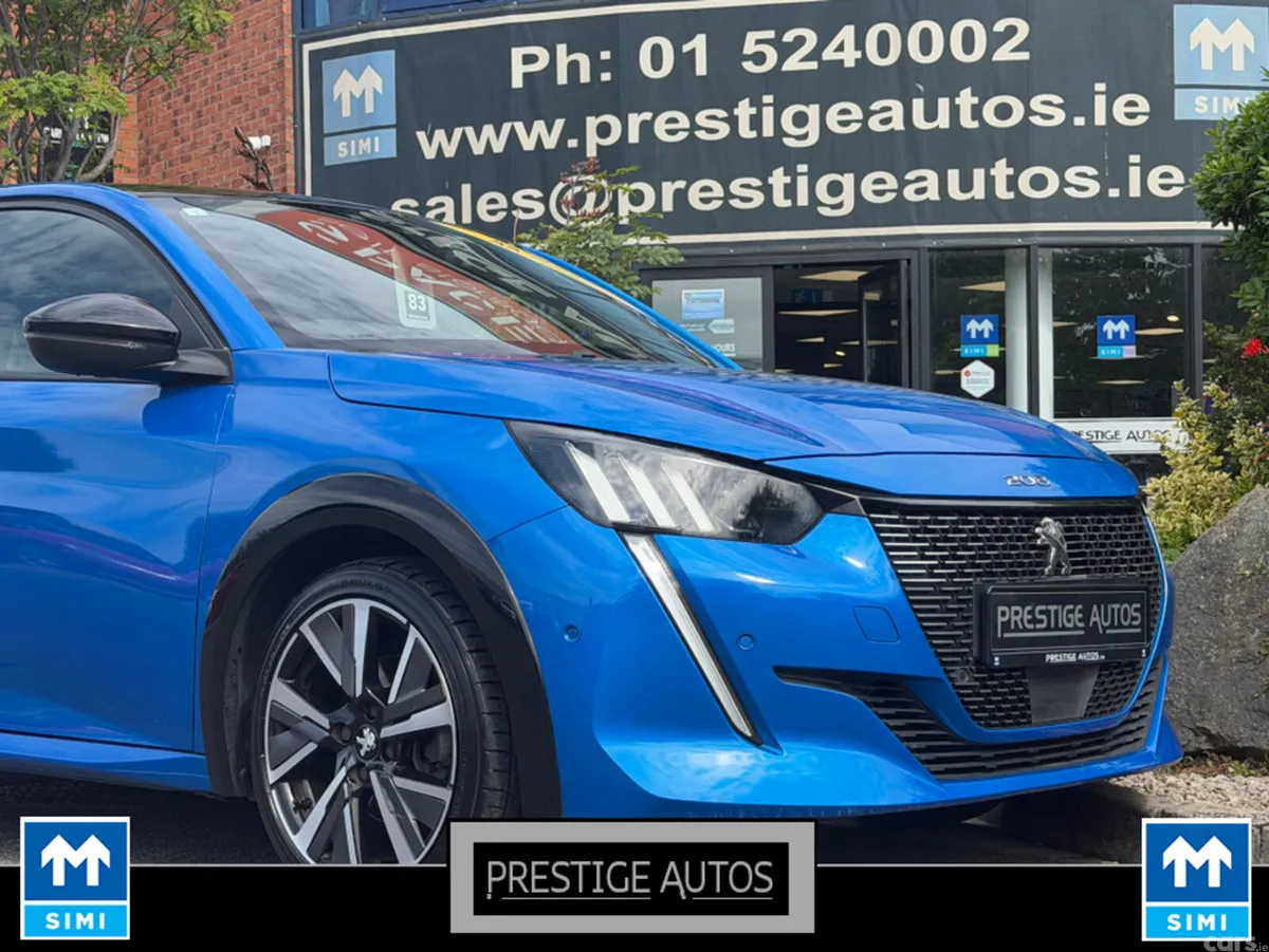 Peugeot 208 Hatchback, Petrol, 2021, Blue