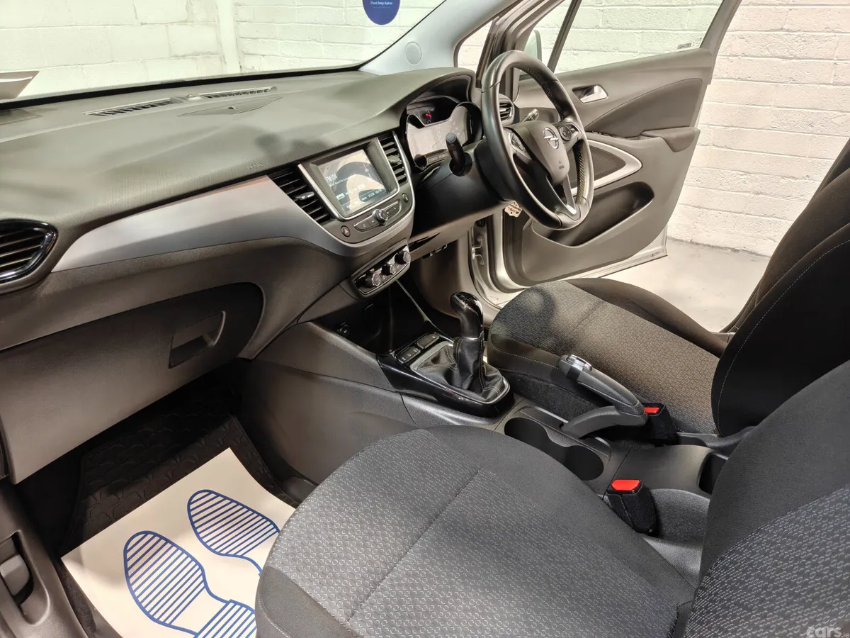 Opel Crossland X SUV, Petrol, 2018, Grey