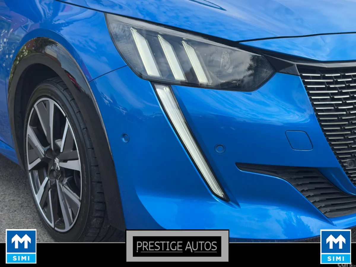 Peugeot 208 Hatchback, Petrol, 2021, Blue