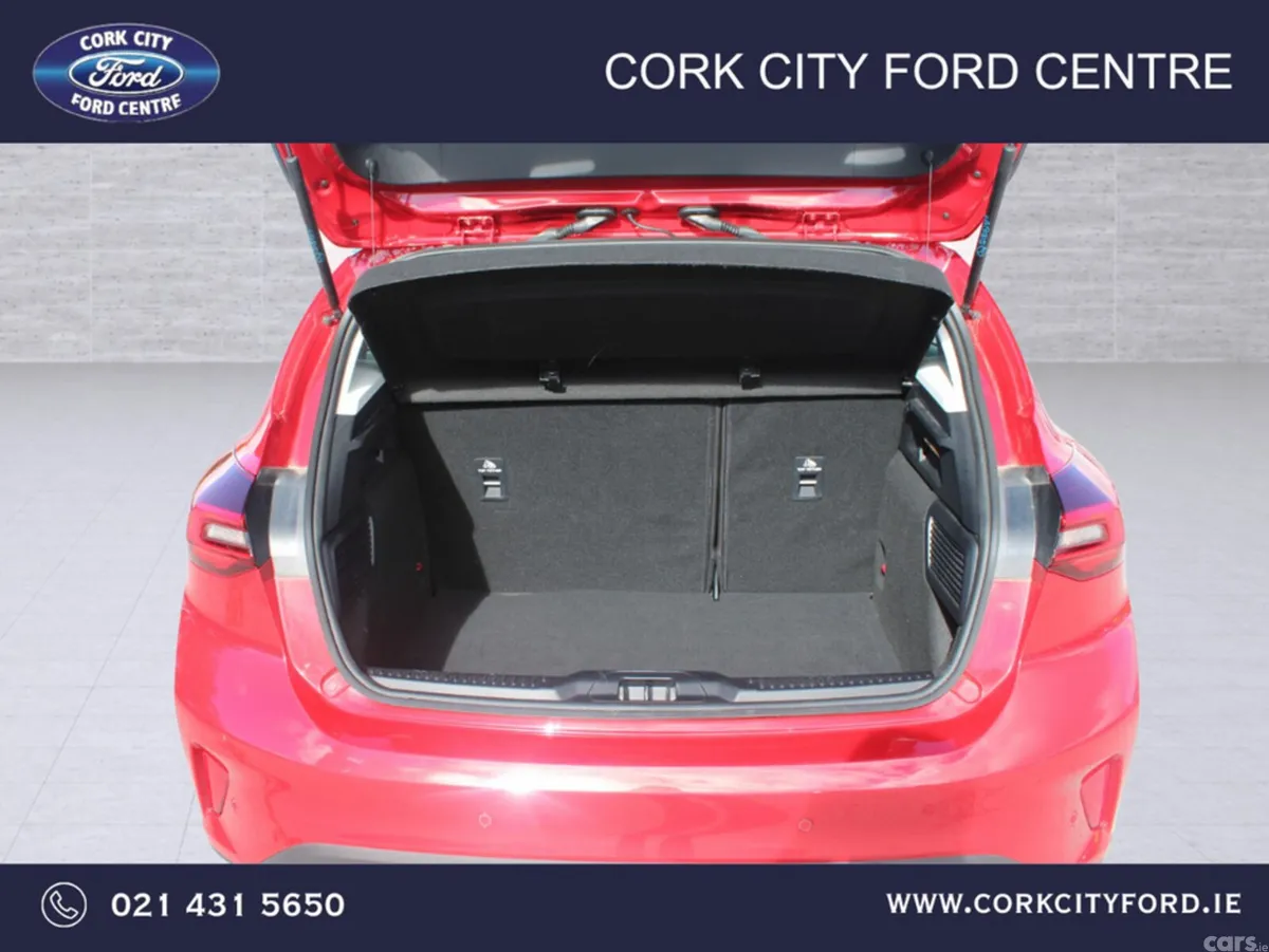 Ford Focus Hatchback, Petrol, 2026, Red