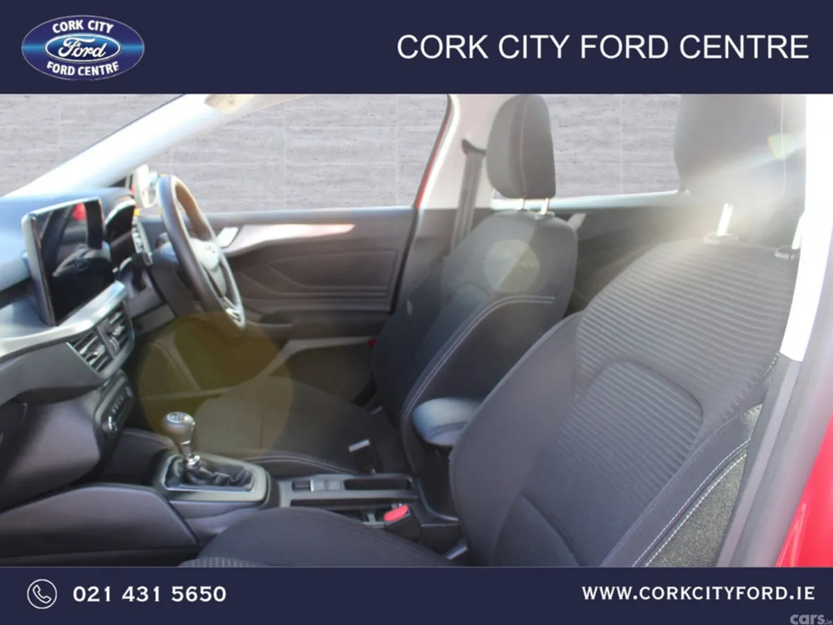 Ford Focus Hatchback, Petrol, 2026, Red