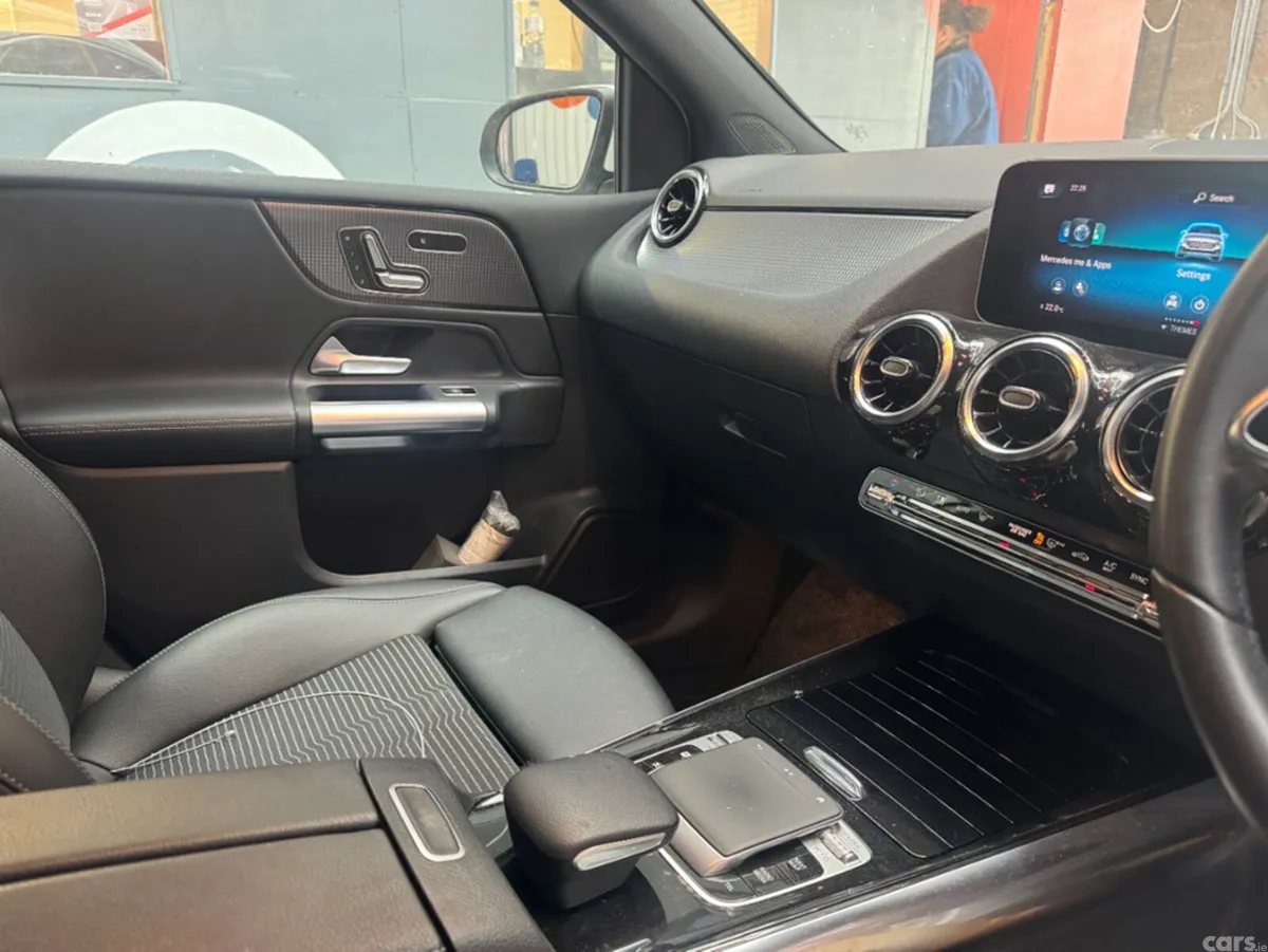 Mercedes-Benz B-Class Hatchback, Diesel, 2020, White