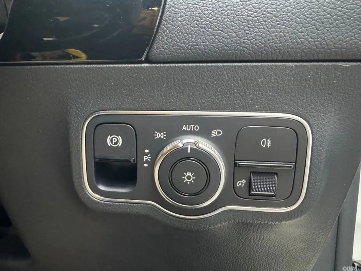Mercedes-Benz B-Class Hatchback, Diesel, 2020, White