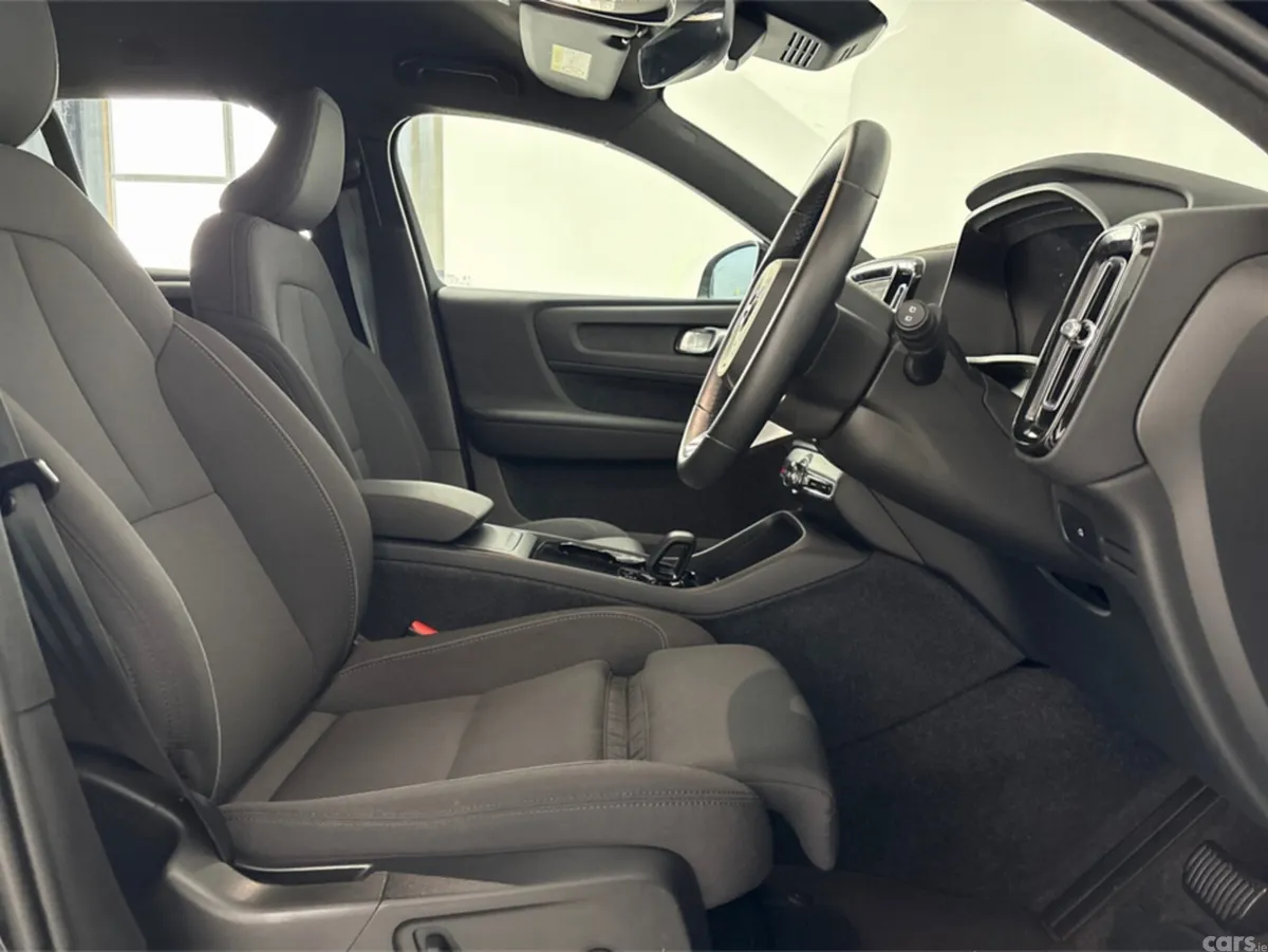 Volvo XC40 Estate, Electric, 2023, Black