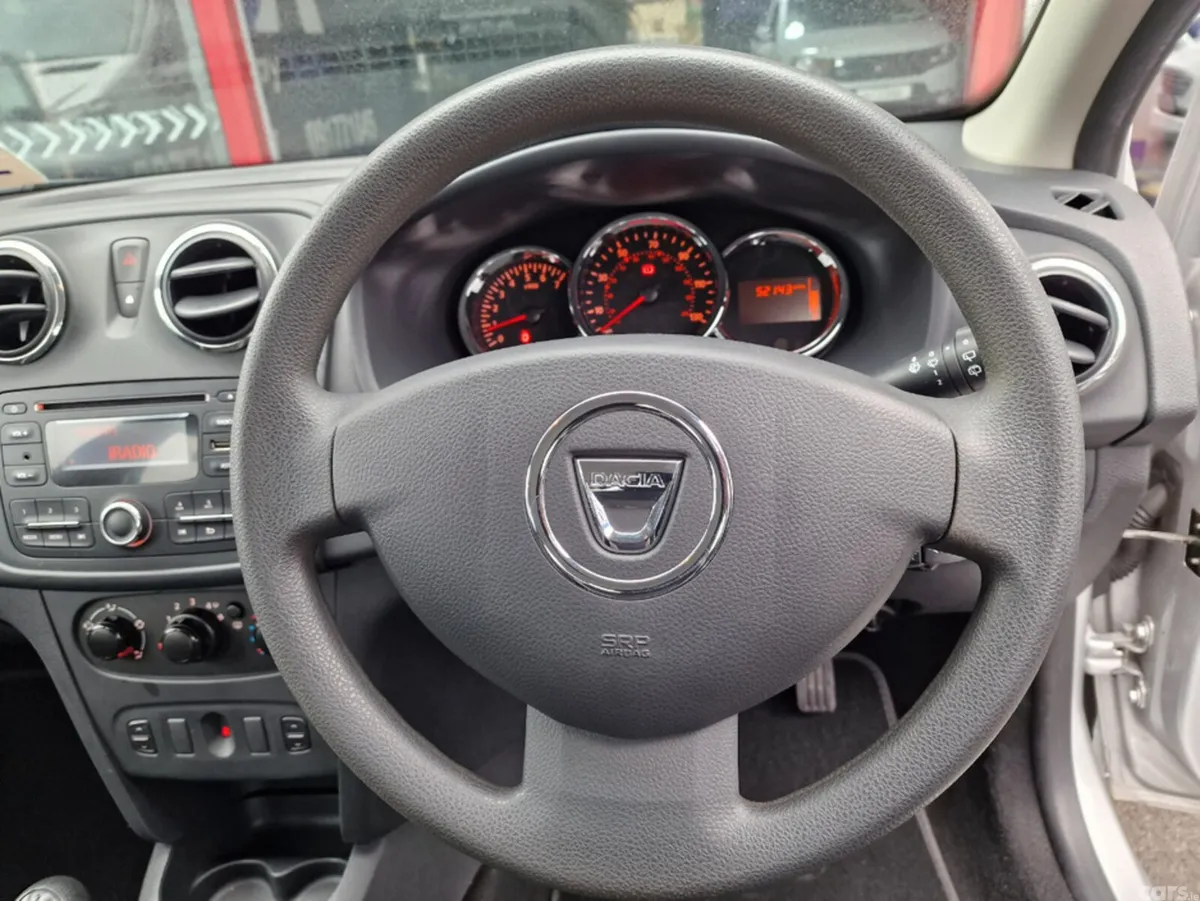Dacia Sandero Hatchback, Petrol, 2016, Silver