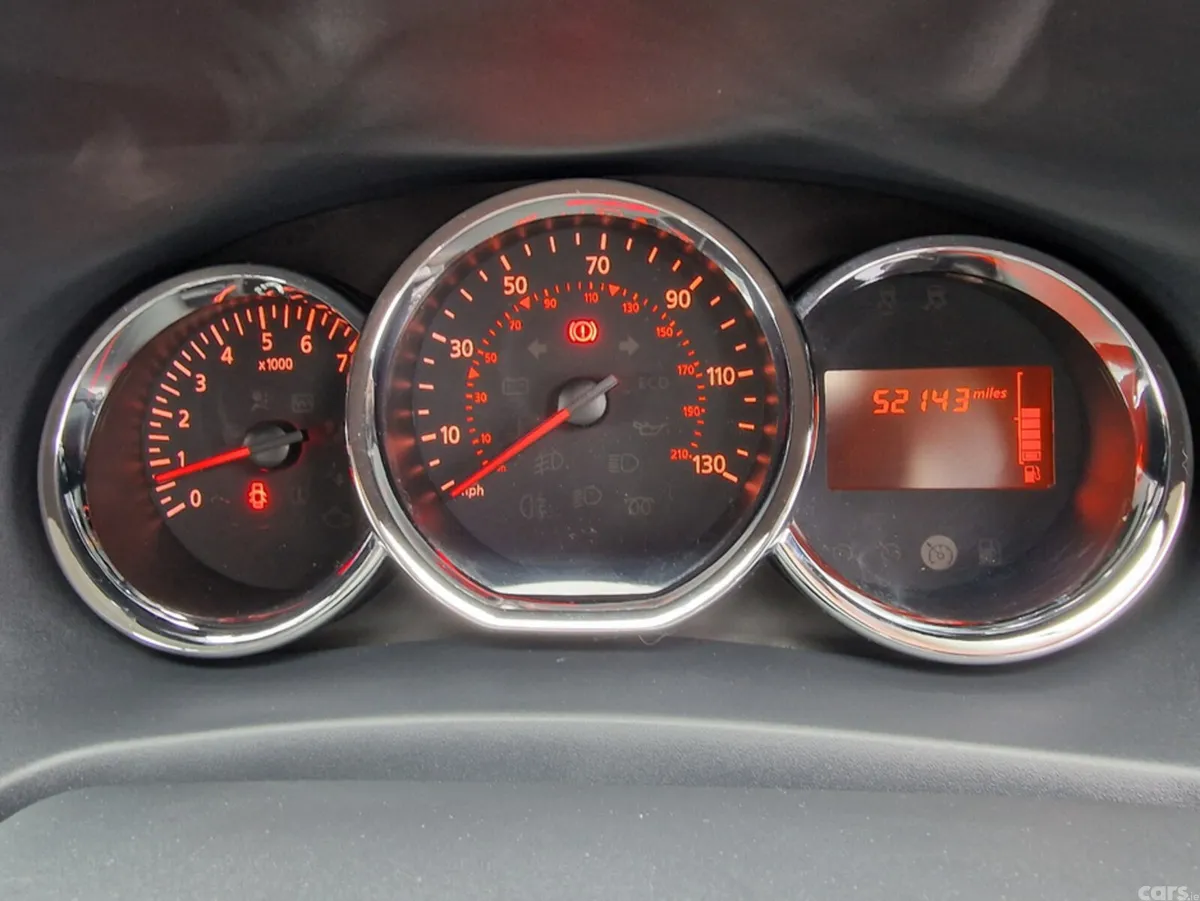 Dacia Sandero Hatchback, Petrol, 2016, Silver