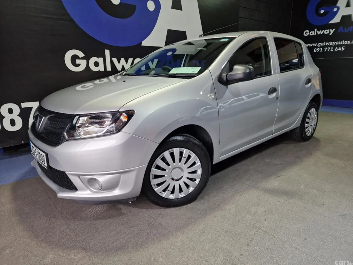 Dacia Sandero Hatchback, Petrol, 2016, Silver