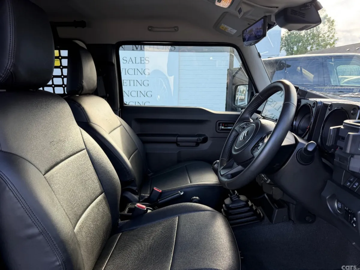Suzuki Jimny MPV, Petrol, 2024, Black