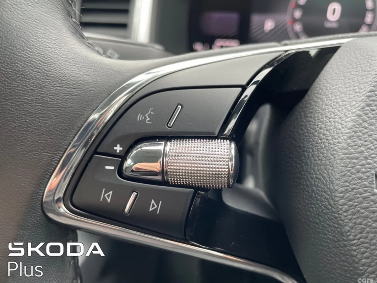 Skoda Kodiaq Estate, Diesel, 2023, Grey
