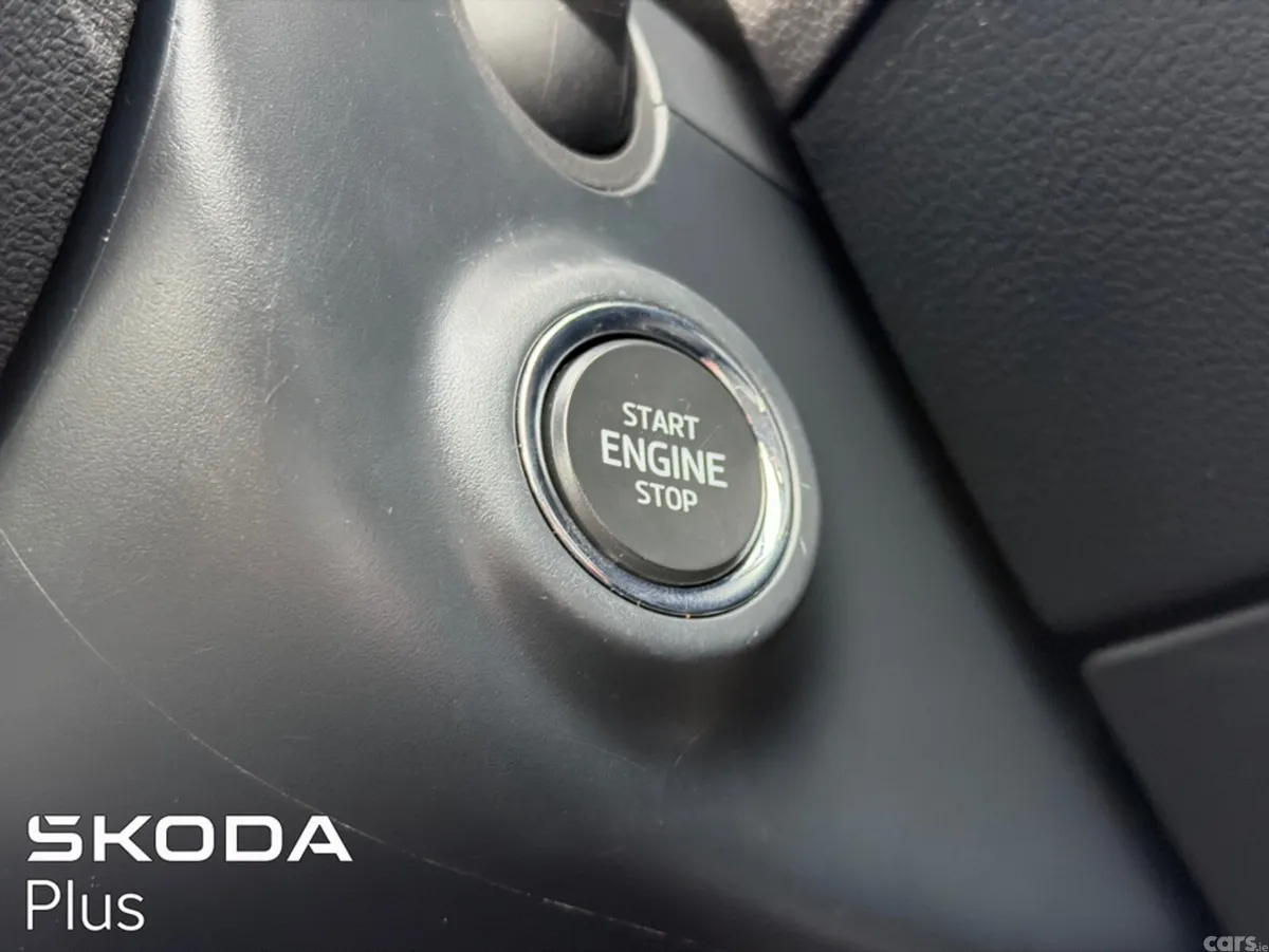 Skoda Superb Hatchback, Diesel, 2024, Grey