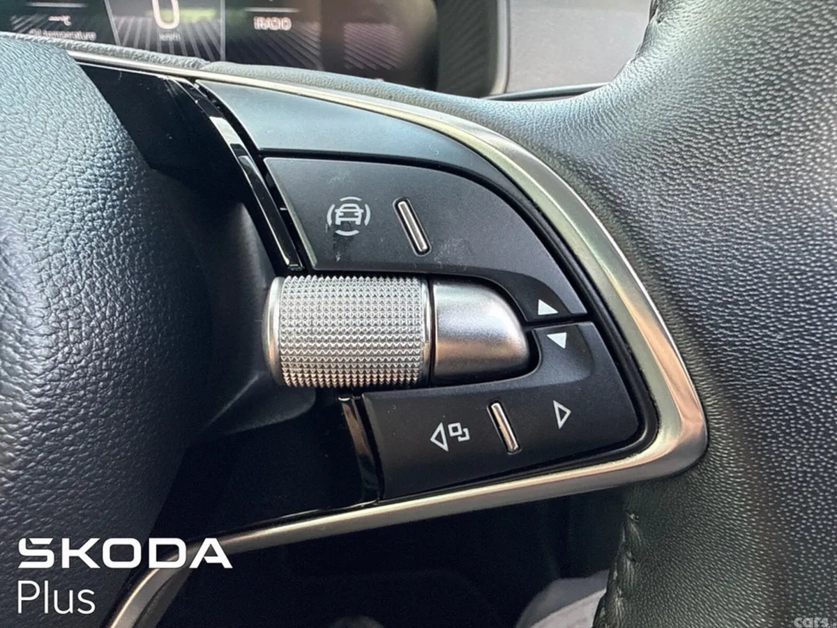 Skoda Karoq SUV, Diesel, 2024, Grey