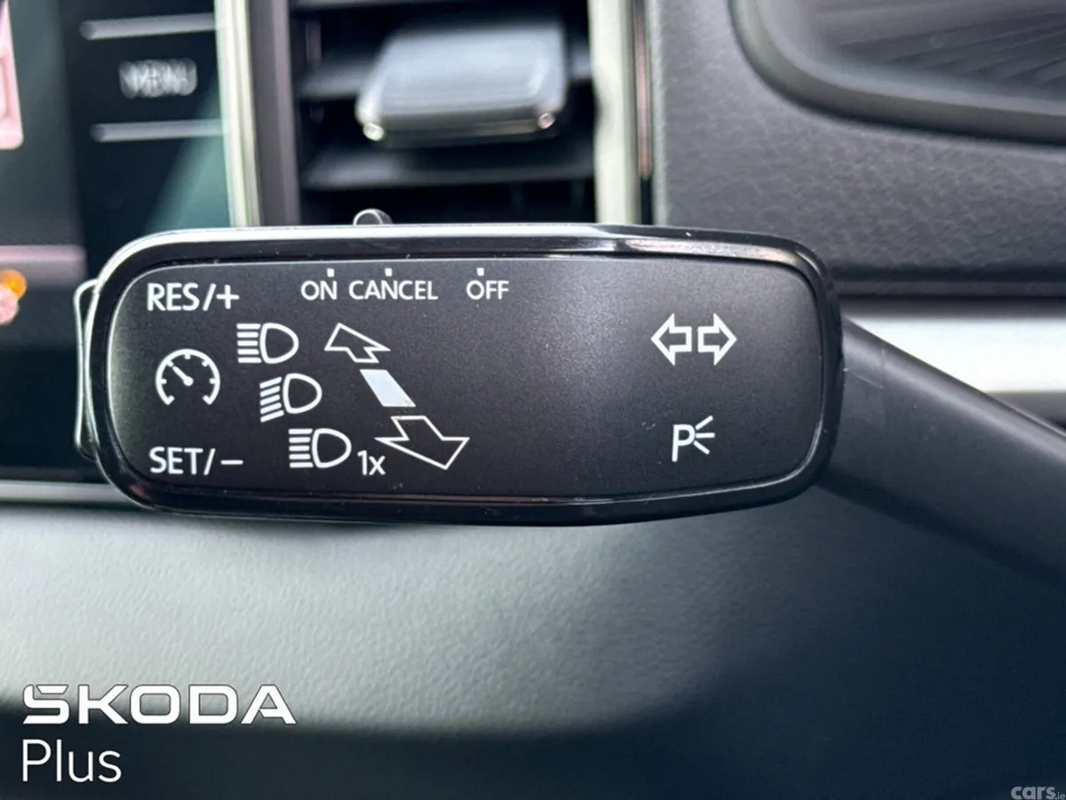 Skoda Karoq SUV, Diesel, 2024, Grey