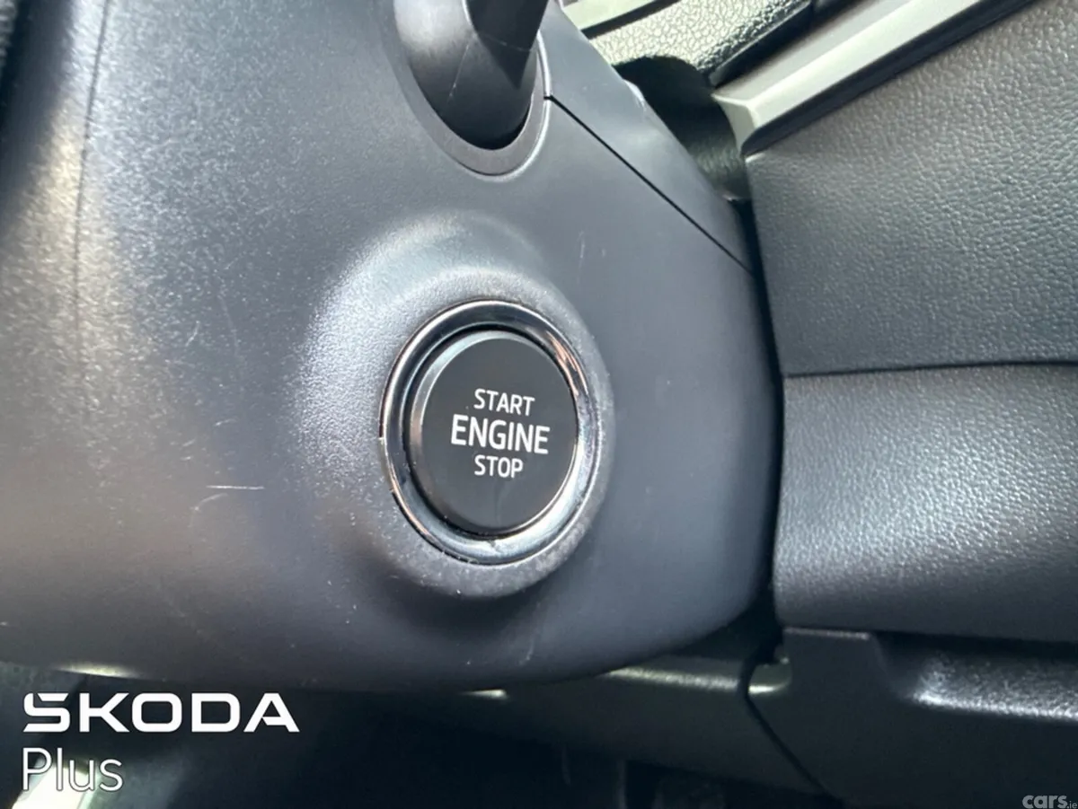 Skoda Karoq SUV, Diesel, 2024, Grey