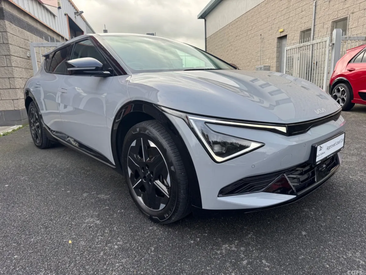 Kia EV6 Hatchback, Electric, 2025, Grey