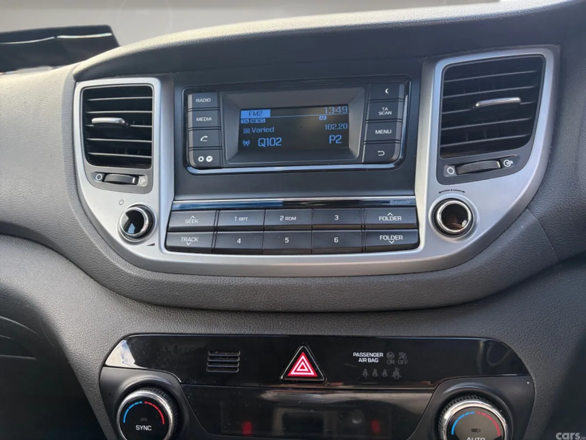Hyundai Tucson SUV, Diesel, 2016, Silver