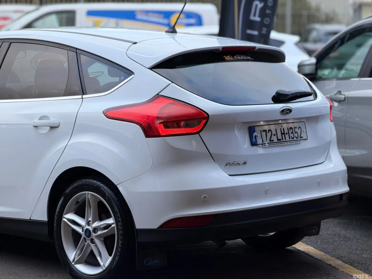Ford Focus Hatchback, Petrol, 2017, White