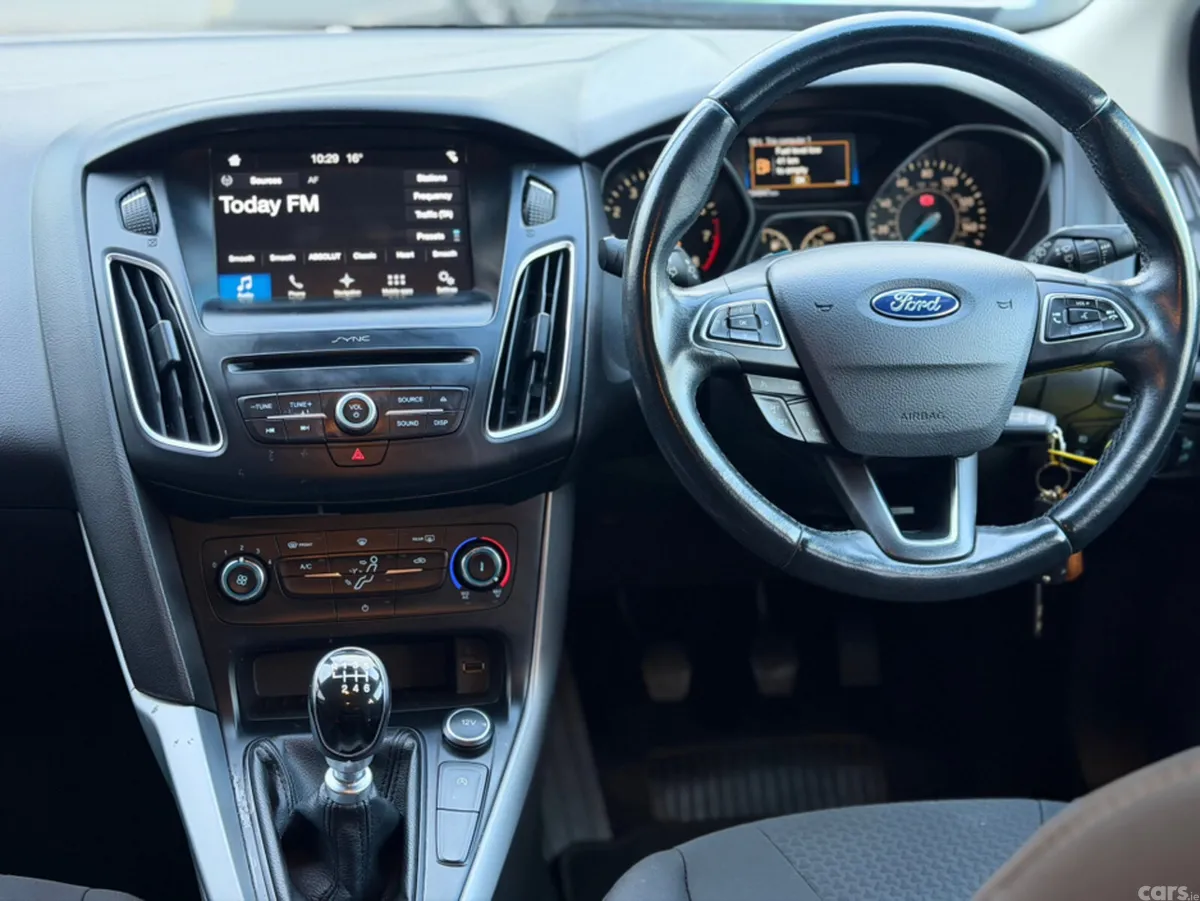 Ford Focus Hatchback, Petrol, 2017, White