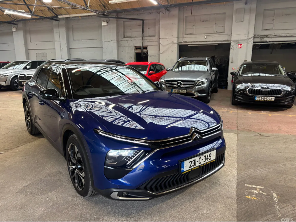 Citroen C5 X Estate, Petrol, 2023, Blue