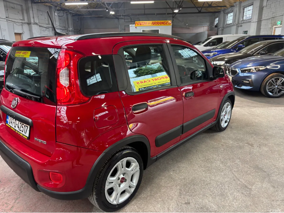 Fiat Panda MPV, Petrol, 2024, Red