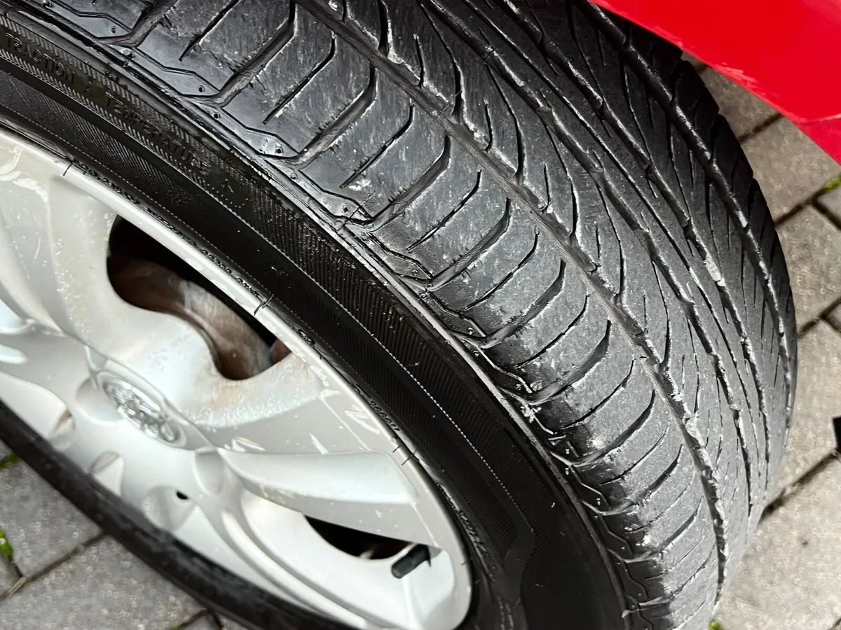 Opel Corsa Hatchback, Diesel, 2009, Red
