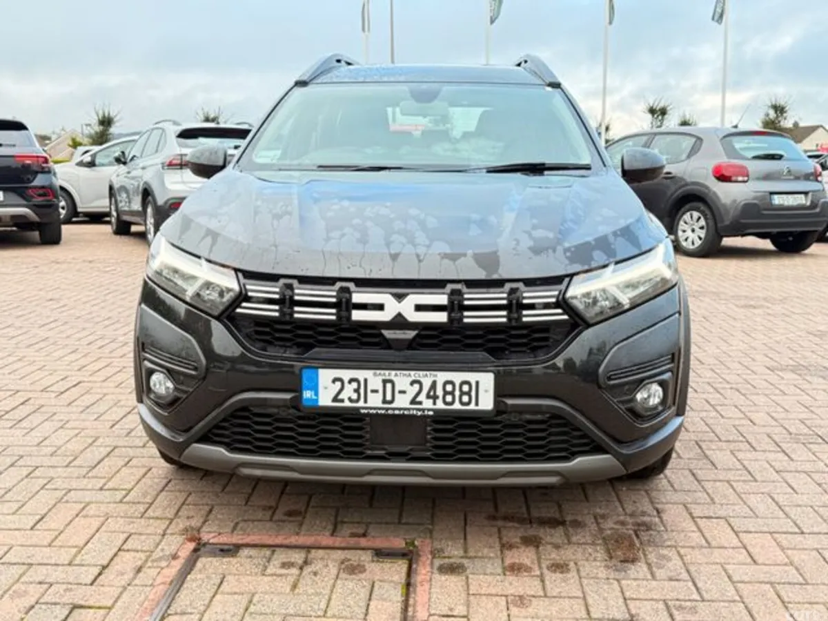 Dacia Jogger MPV, Petrol, 2023, Black