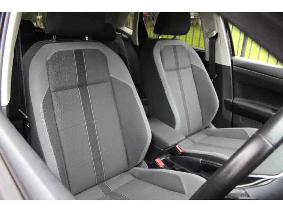 Volkswagen Polo Hatchback, Petrol, 2018, Black