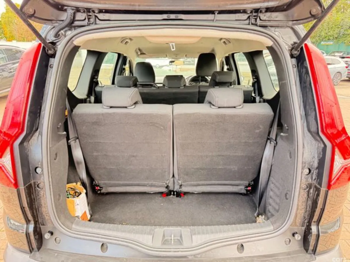 Dacia Jogger MPV, Petrol, 2023, Black