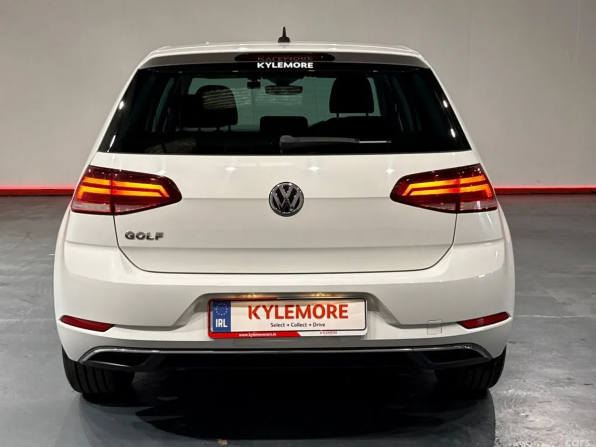 Volkswagen Golf Hatchback, Petrol, 2019, White