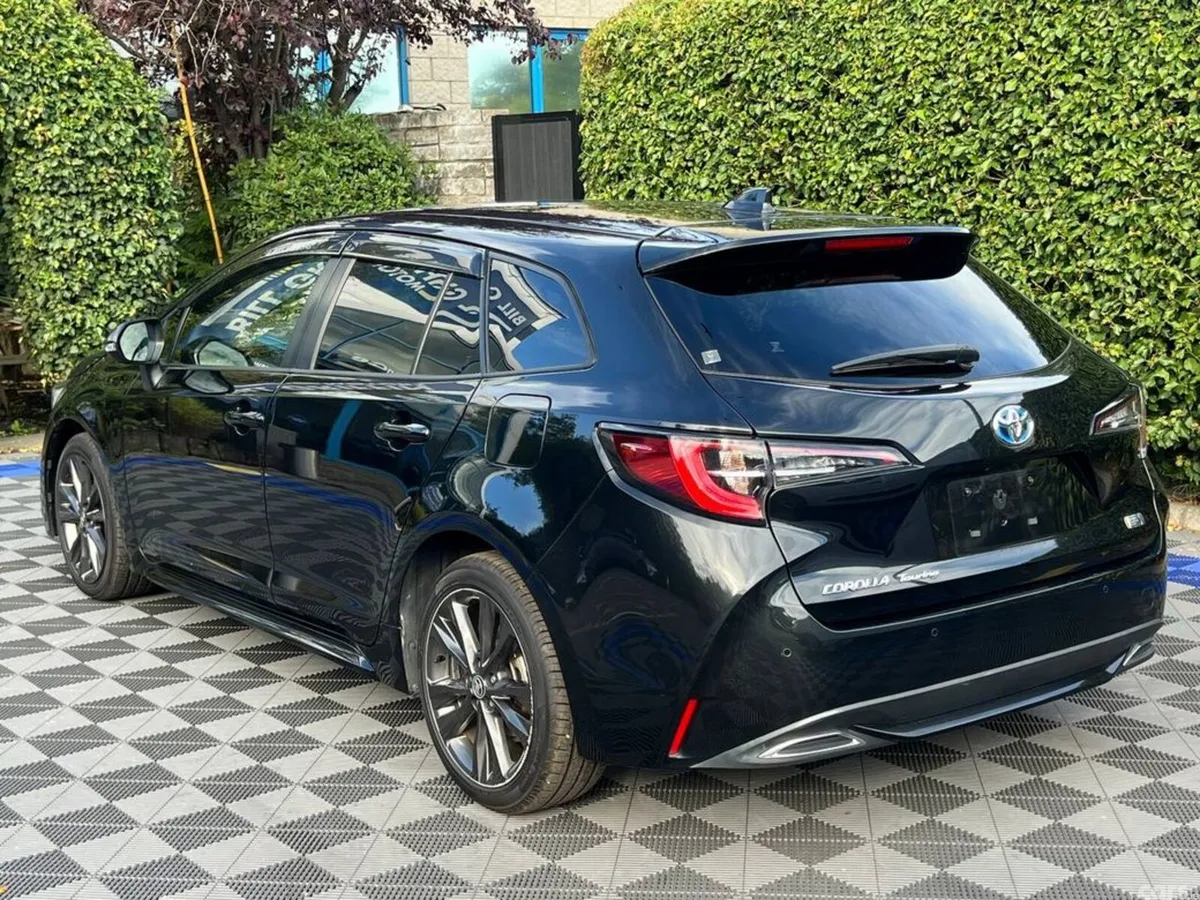 Toyota Corolla Estate, Petrol Hybrid, 2020, Black