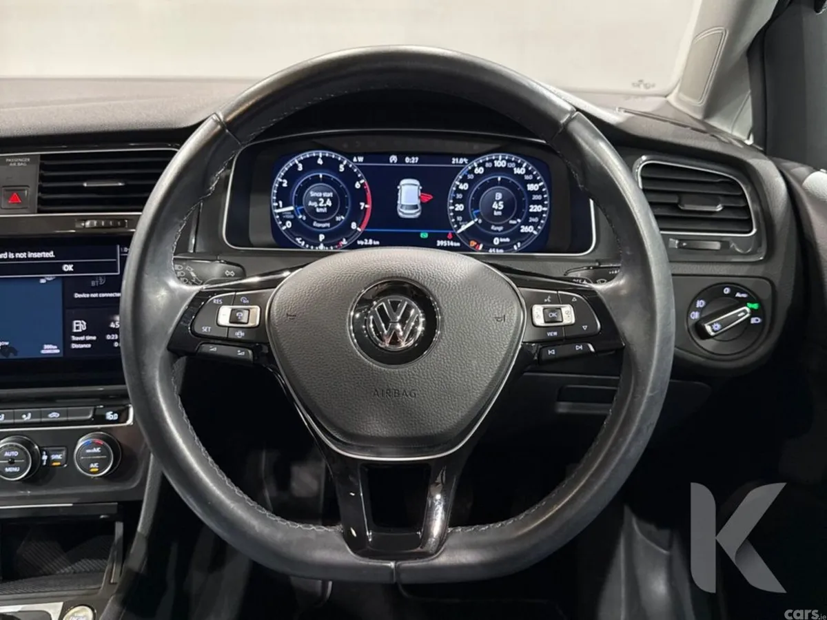Volkswagen Golf Hatchback, Petrol, 2019, White