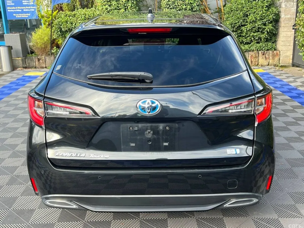 Toyota Corolla Estate, Petrol Hybrid, 2020, Black