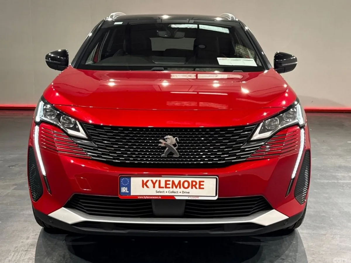 Peugeot 3008 SUV, Petrol Hybrid, 2023, Red