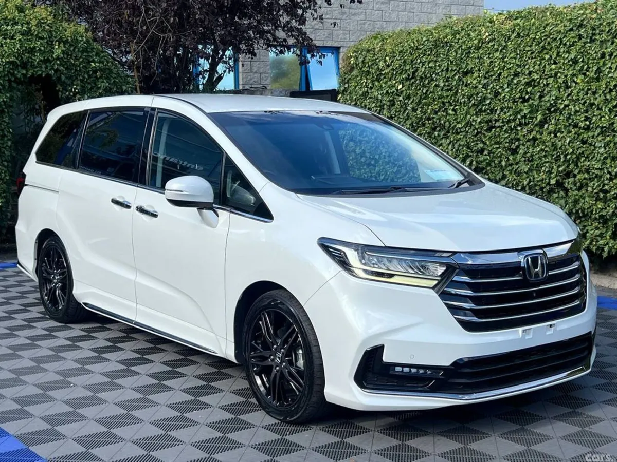 Honda Odyssey MPV, Petrol Hybrid, 2021, White